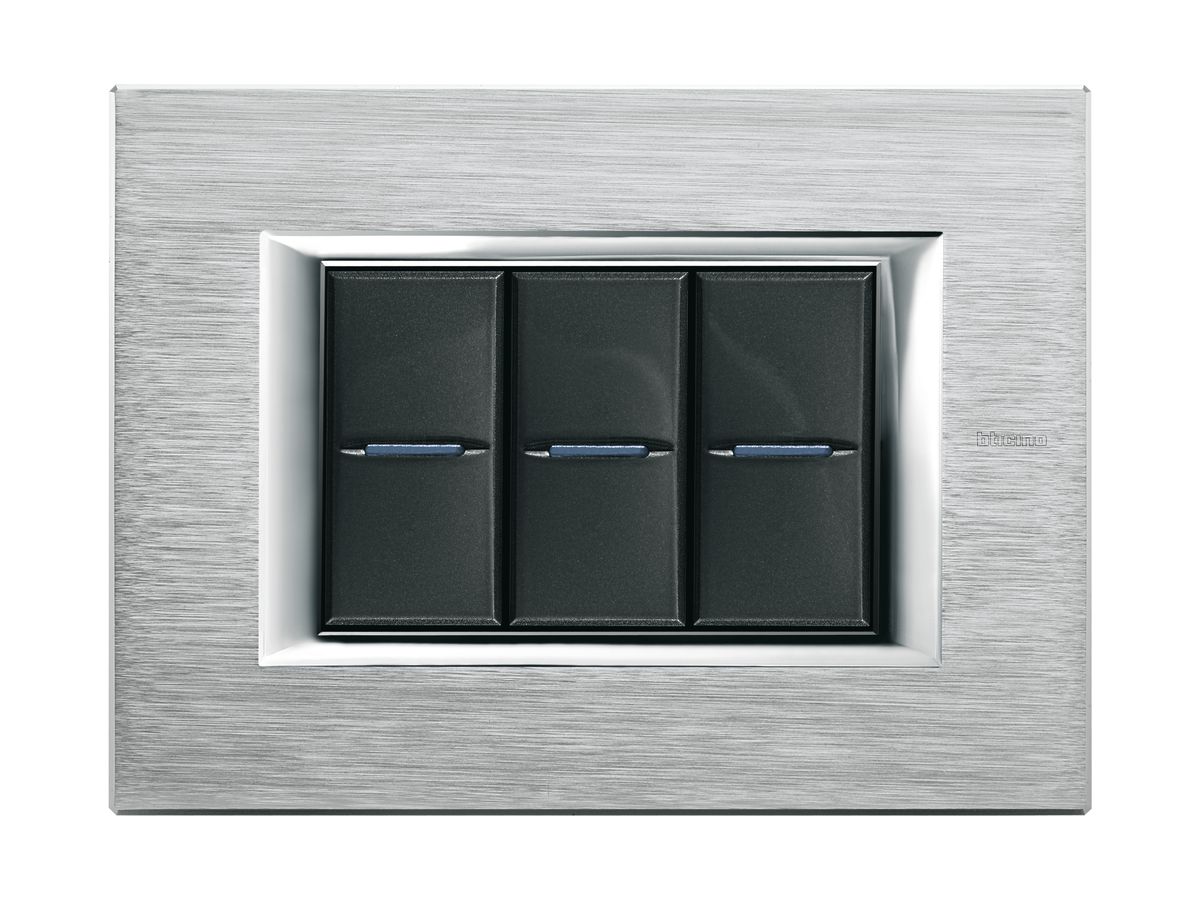 Abdeckrahmen Axolute 1×3 Module Cr-geschl.