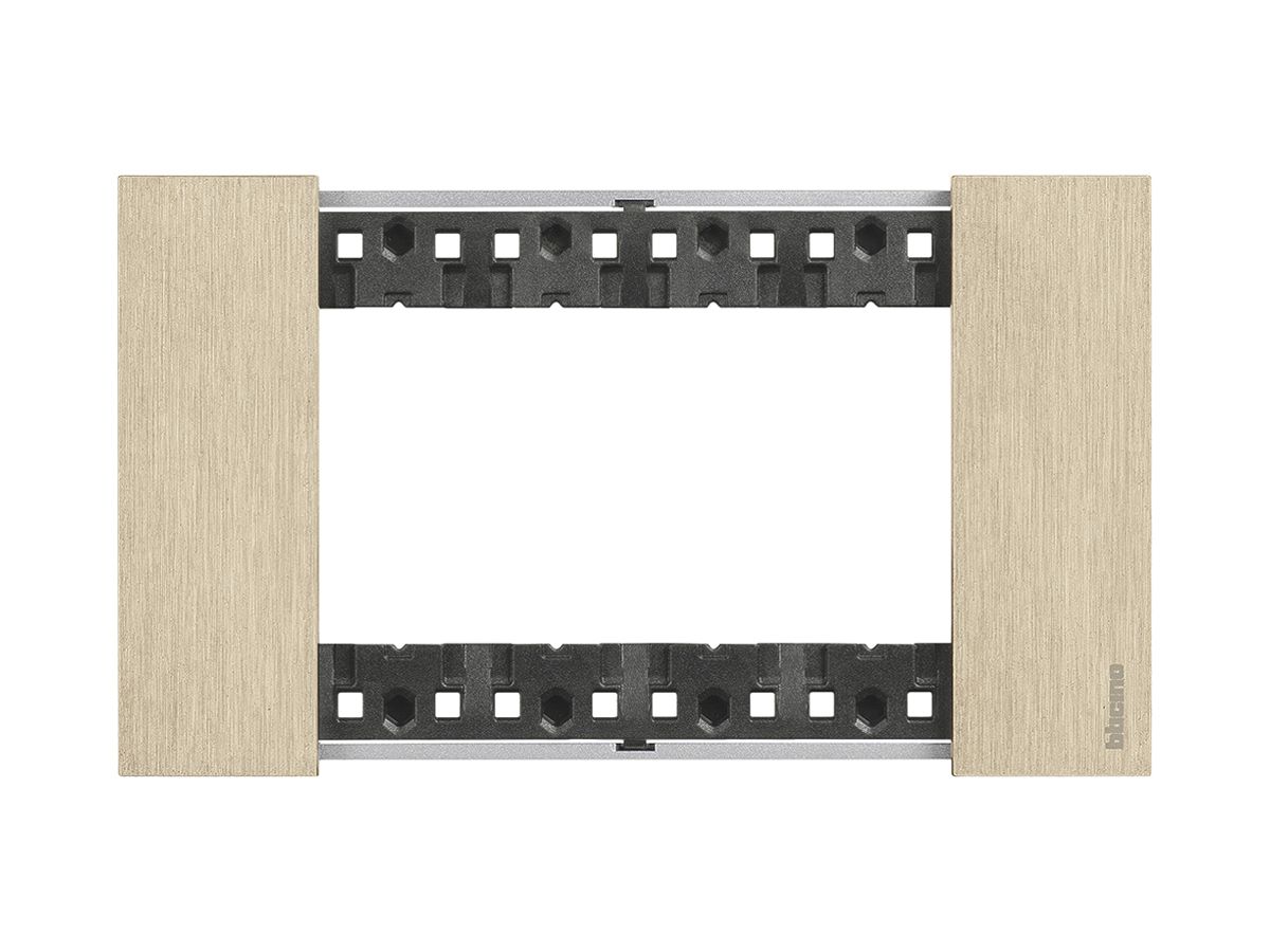 Abdeckrahmen Living Now 4 Module 147.5×86mm gold