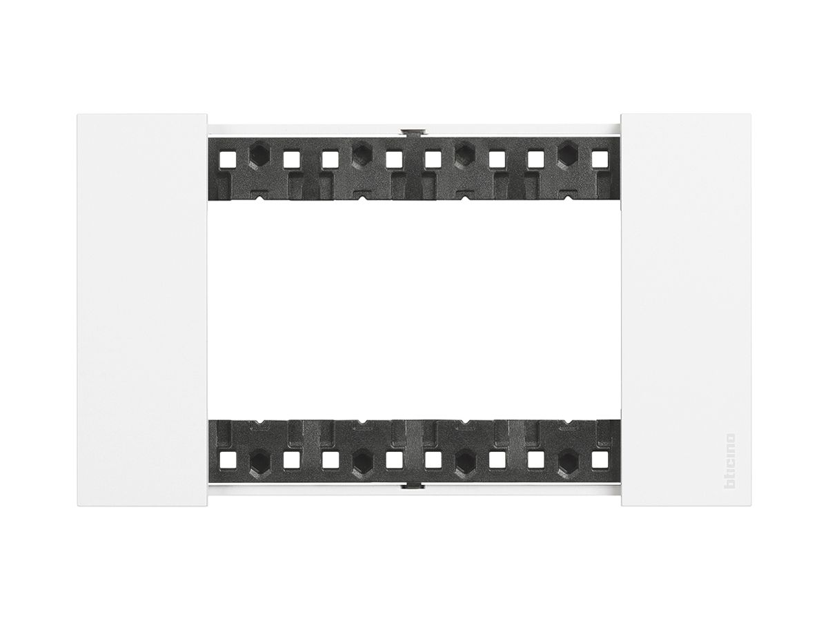 Abdeckrahmen Living Now 4 Module 147.5×86mm white