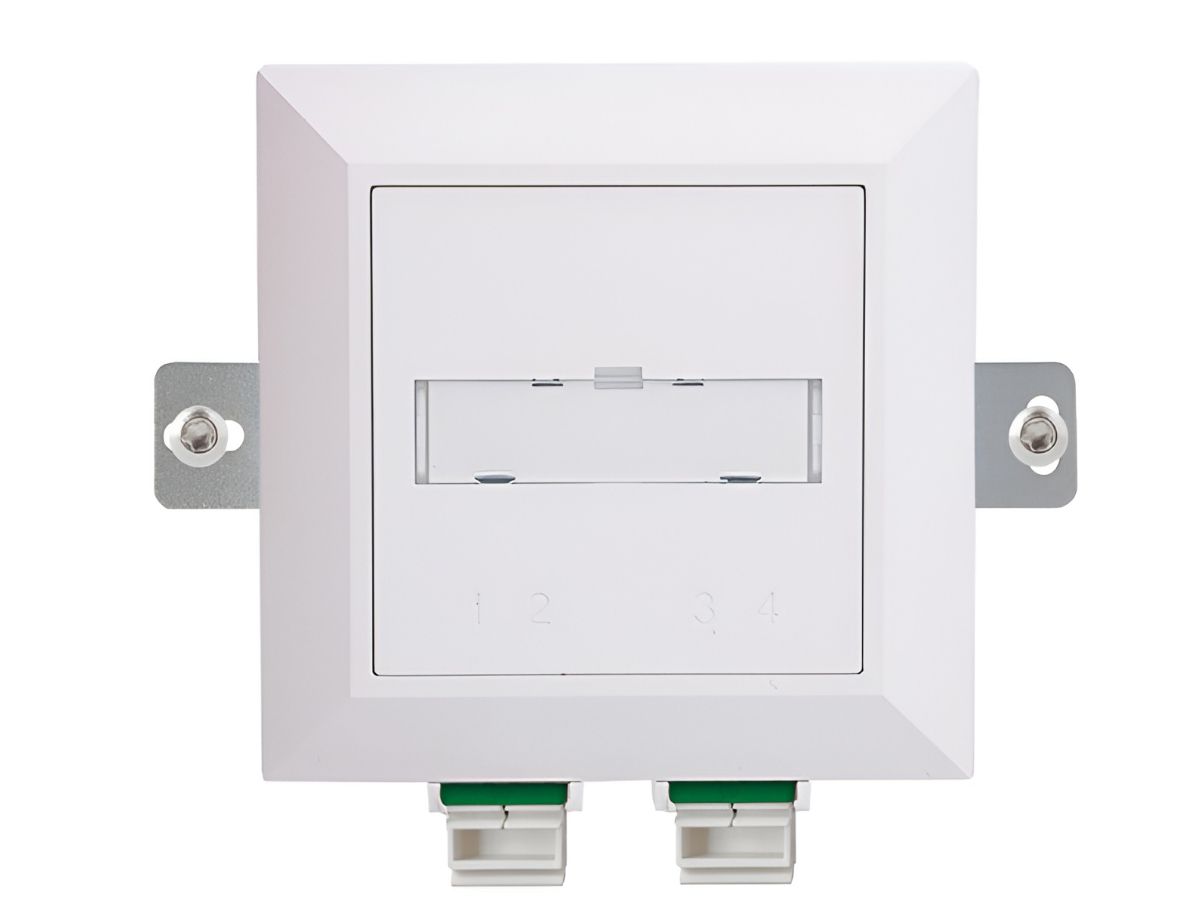 AP-FTTH OTO Anschlussdose ZT PYRAMID ws - 2x LC/APC Kupplung mit Haltebügel